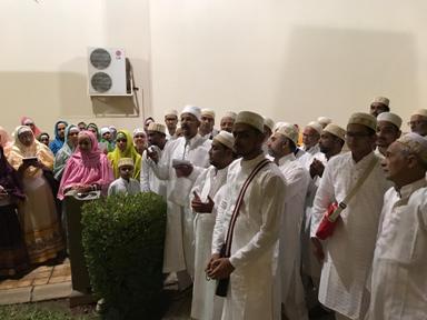 Du'aa at Ma'arras behind the Qiblah of Masjid e Shajarah